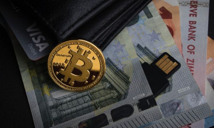 两天内四家央行降息，比特币“避险属性”受关注