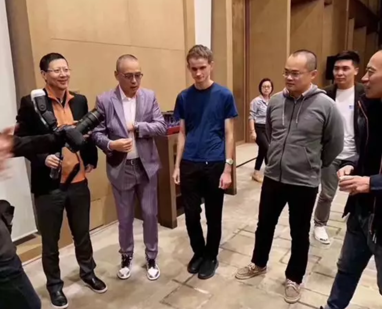 美团十年，或不再游离于区块链之外？