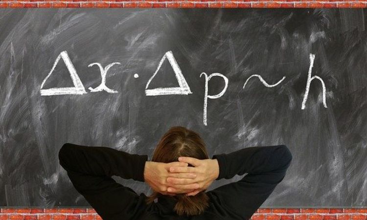 比特币减产前夜的“确定性”与“不确定性”,矿工、投资者该如何应对?