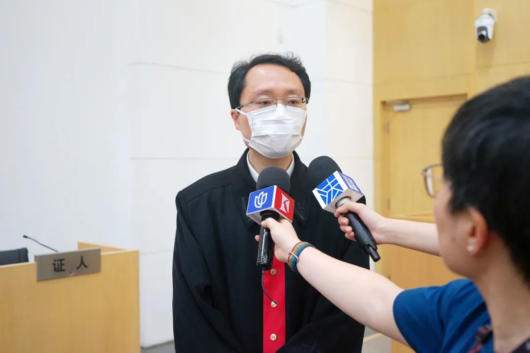 上海一中院宣判现场直击：被强行转走的18.88个比特币