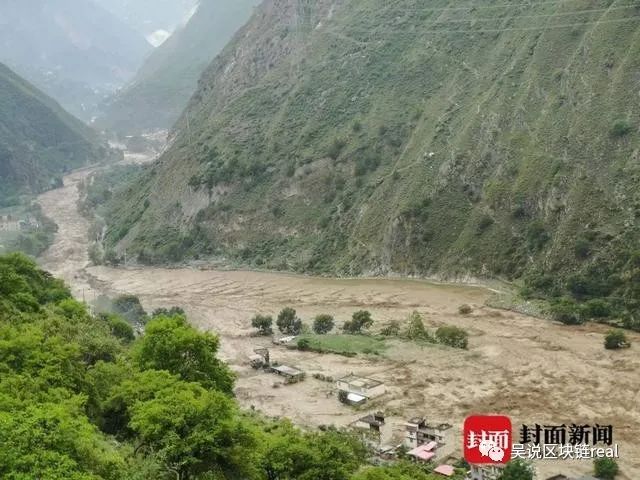 四川多地发生泥石流：矿场损毁，洪水破坏力超往年