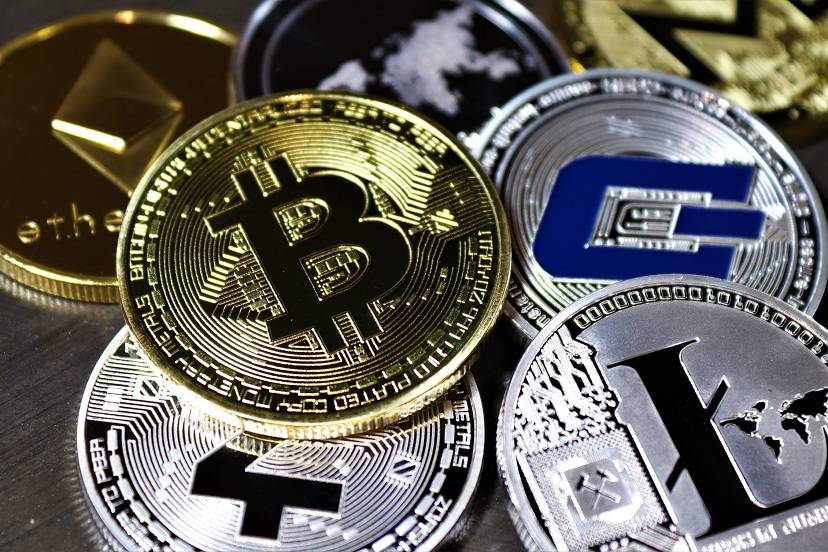 CryptoCompare报告:加密ETP规模较上月增长95%,达350亿美元