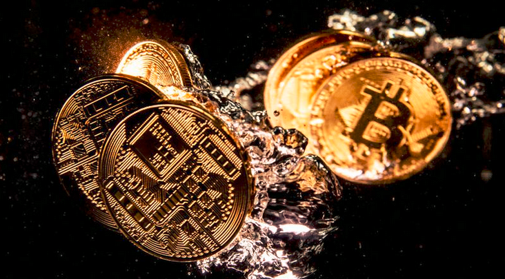 比特币和黄金为何走势相反？