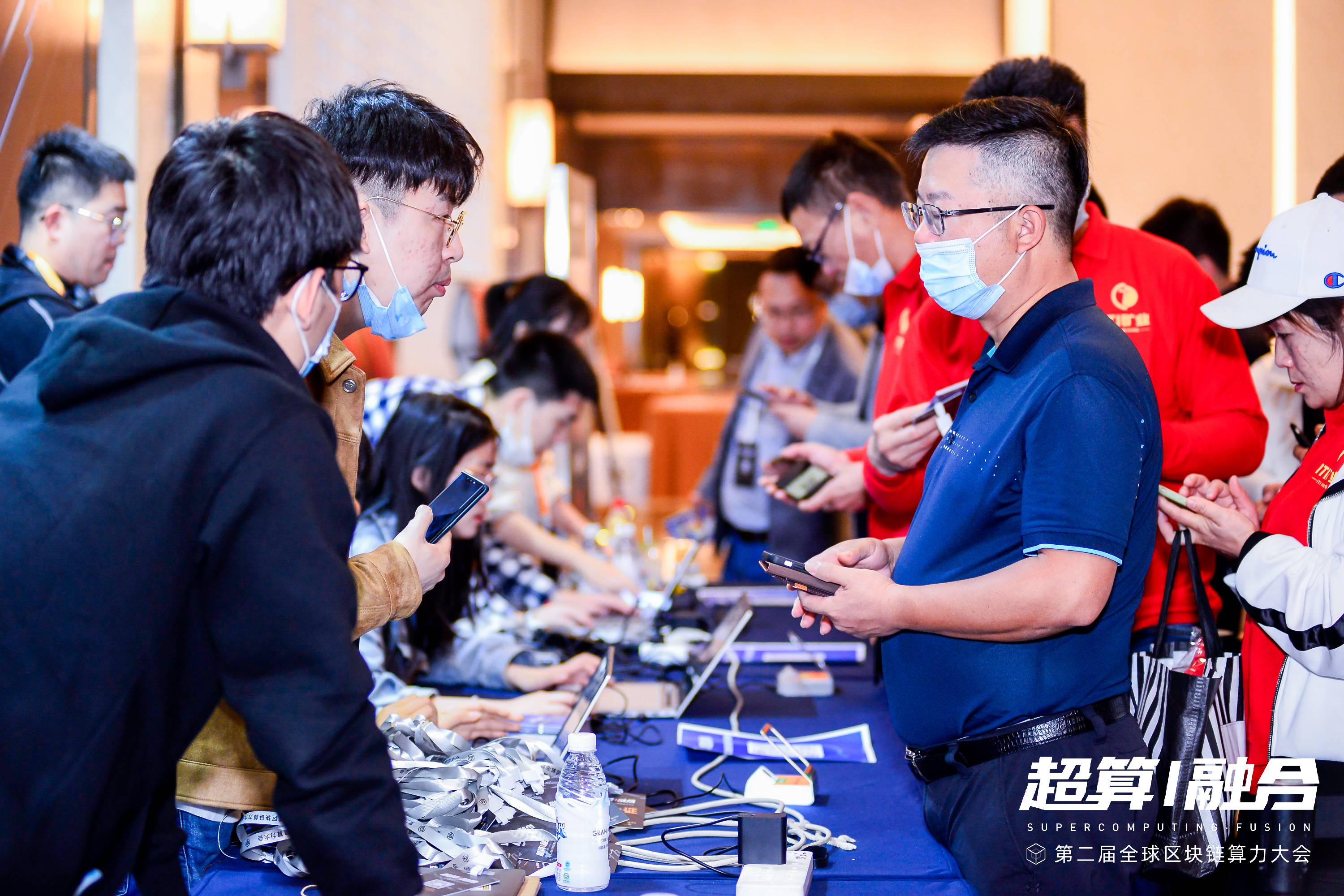 急!失去比特币定价权后,算力“第一”也可能拱手相让?| 成都算力大会观察