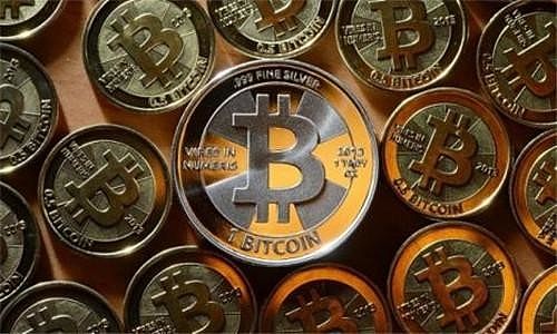 中币行情看点：华尔街分析师：比特币今年将飙升 500%