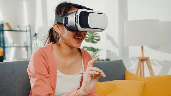 祛魅“元宇宙” VR还剩多少干货？
