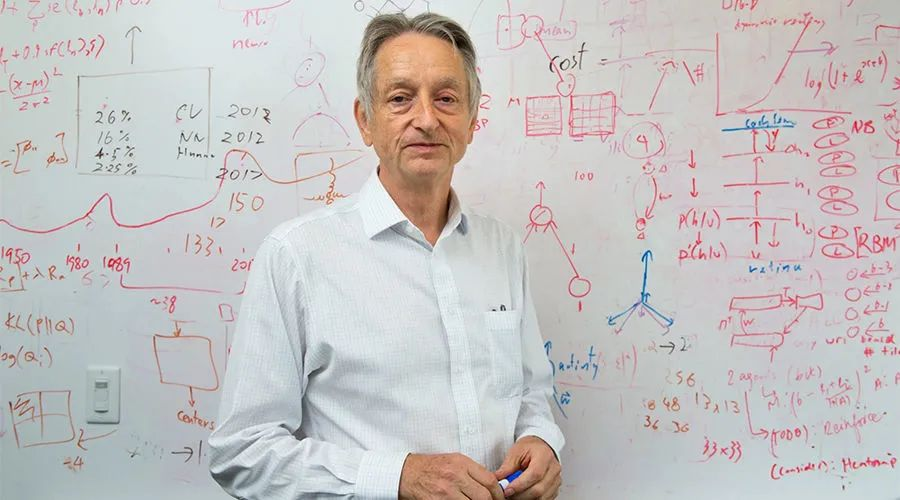 人工智能教父Hinton:关于ChatGPT与AI发展的11个核心观点