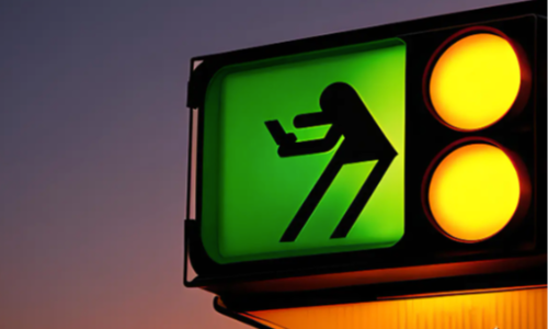 狂飙200天：进退两难的中国大模型团战