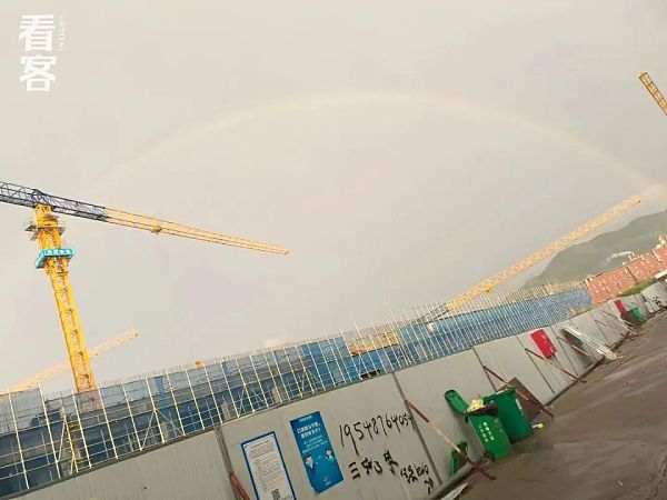 县城炒币青年：血亏欠贷13万  又回工地还债了