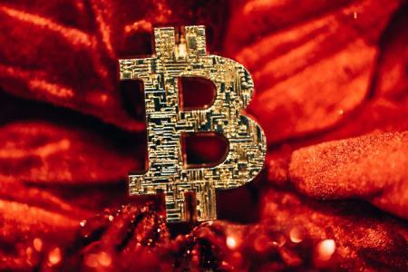 加密机构2025年展望:稳定币与AI成最大共识