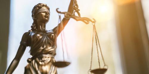 阿联酋加密货币公司因市场操纵在美国联邦调查局行动后认罪
