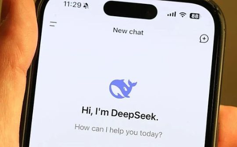 DeepSeek：不仅改变AI游戏规则，更引领技术平民化浪潮