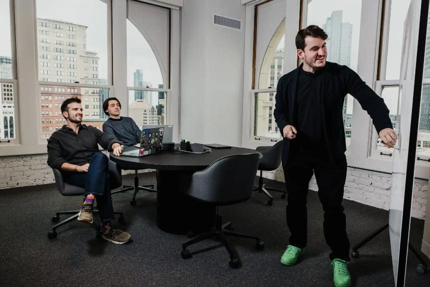 从零到价值120亿美元,Paradigm联创Matt Huang和他的「X战警学院」