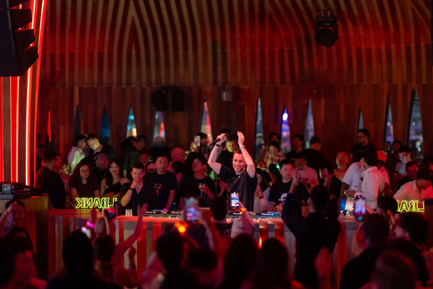 1001加密之夜 | LBank掀起Meme生态互动狂潮