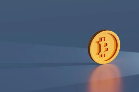 比特币跌破10.5万美元：牛市终结还是短期盘整？