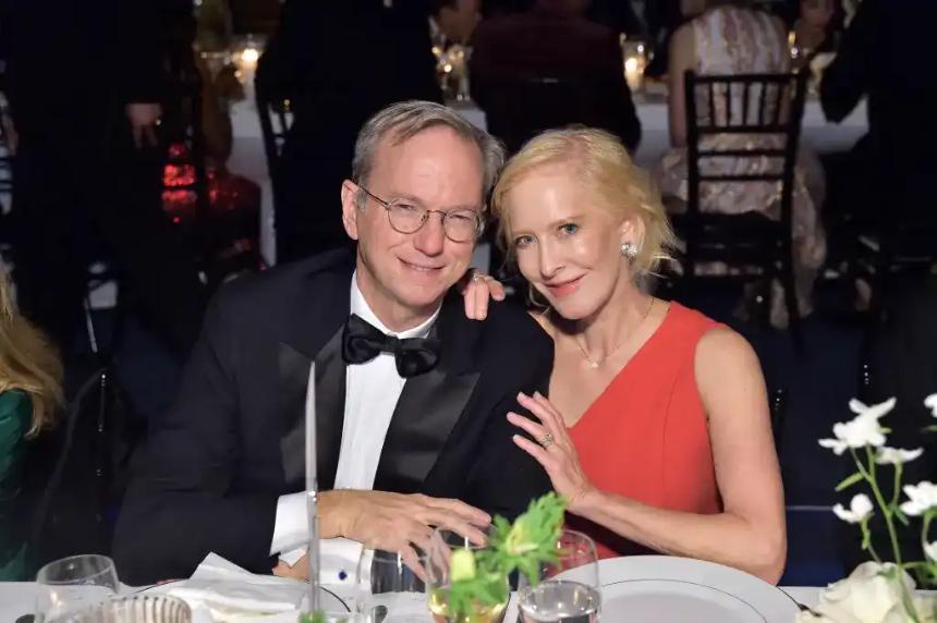 Keeta遭遇信任危机：KTA 24小时暴跌20%，谷歌前CEO投资疑云引发社区质疑