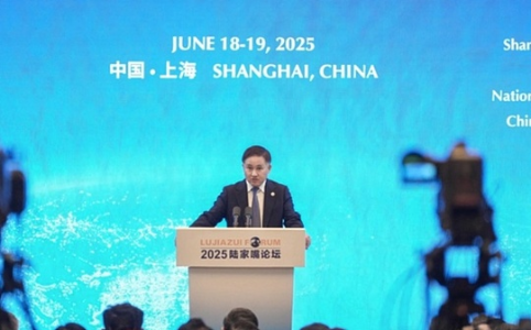 潘功胜：上海将率先试点结构性货币政策工具创新