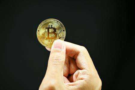 墨西哥第三大富豪豪掷资金增持比特币：对抗通胀的“加密货币赌注”