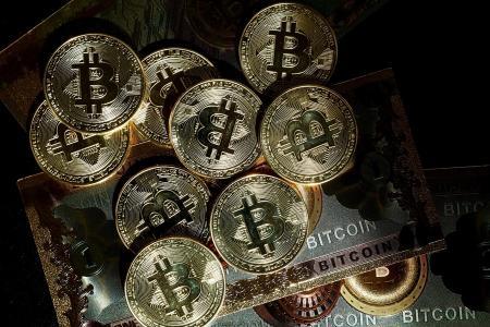 比特币资金管理公司：市场机遇与风险并存的关键因素