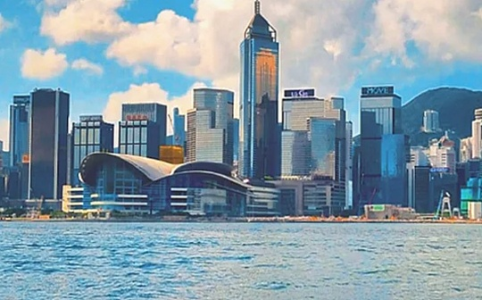 港交所迎来IPO热潮 三家公司同日敲钟上市
