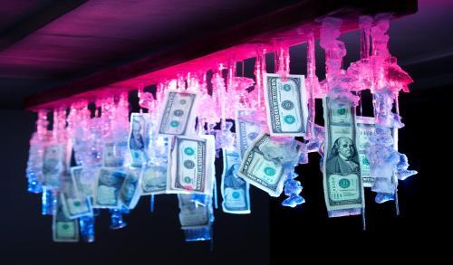 诈骗者冒充银行职员从小企业主手中骗走2万美元贷款资金