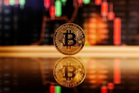 比特币短期目标明确:107,000美元与110,500美元成关键战线