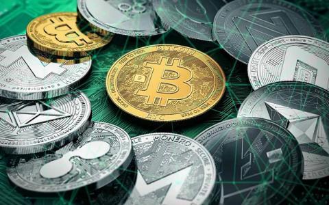 比特币飙升至近12.4万美元,山寨币季迎来50%-80%爆发性上涨