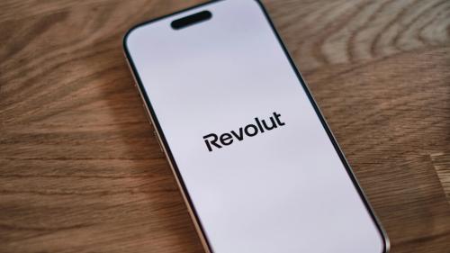Revolut在匈牙利部分恢复加密货币服务,严格监管下仍有限制