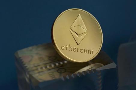 以太坊十年：从技术理想到金融现实的蜕变