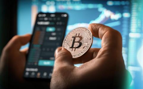 比特币价格达114,000美元：DCA策略是否仍是最佳选择？