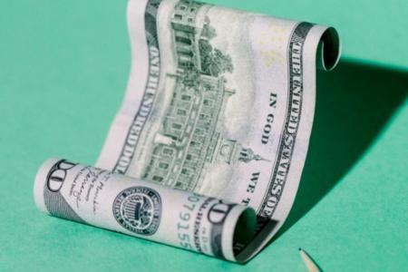 当理财重返链上:CeDeFi的10%稳定币收益,是新红利还是旧幻象?