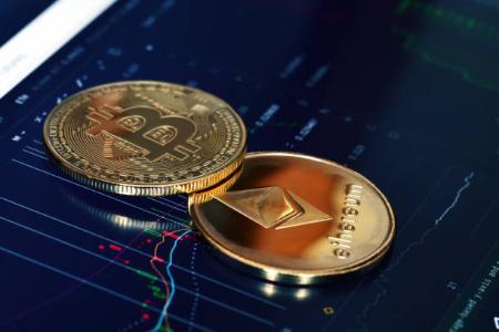 比特币或突破15万美元，以太坊剑指8000美元，山寨币季即将开启？分析师深度解析