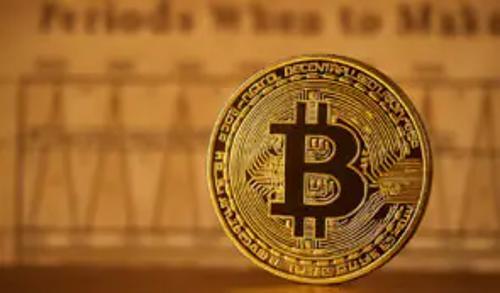 直接持有比特币还是投资相关股票？批评者质疑“跳过股票，选择比特币”策略