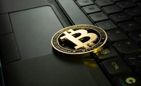 比特币与商业周期：是否即将迎来抛物线式上涨？