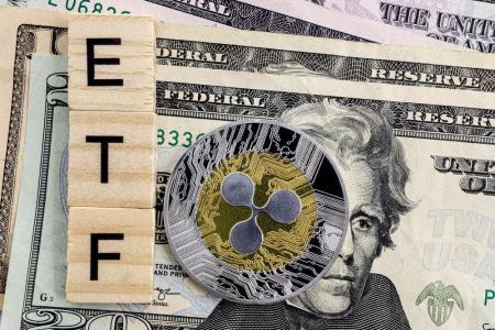 Crypto.com CEO预测XRP ETF首年吸金80亿美元 Coinbase XRP持仓骤降90%或成关键信号
