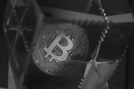比特币价格逼近118,000美元大关，市场聚焦新高突破可能性