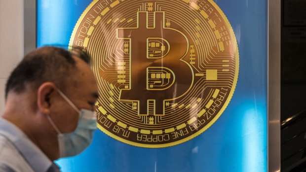 Crypto创始人嘲笑美国运通有争议的提费政策
