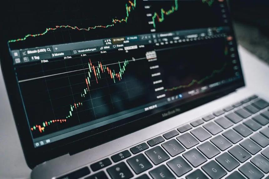 Magacoin Finance的政治主题炒作