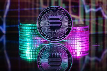 Hashdex扩展美国加密货币ETF加入XRP和Solana,Solana跌破200美元关口