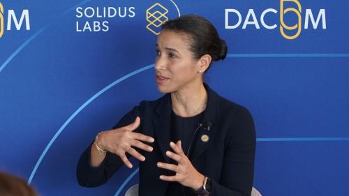 纽约金融服务部主管哈里斯宣布下月离职,凯特琳·阿斯罗将接任代理负责人