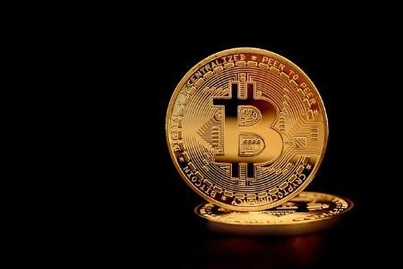 比特币价格回调或为新一轮上涨蓄力，目标直指15万美元