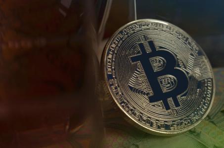 比特币回调是否健康？技术分析揭示潜在历史新高