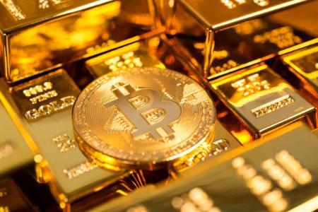 黄金与比特币走势联动：比特币长期前景看涨至64.4万美元