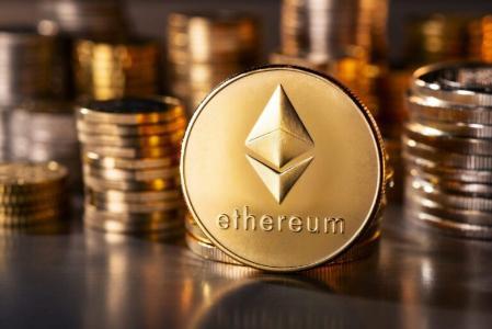 以太坊价格预测:ETH 触及超卖区域,鲸鱼逢低买入