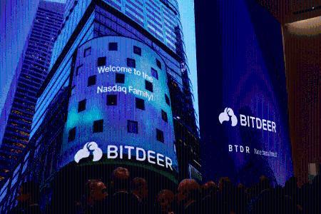 比特小鹿股价暴涨30%,矿业产出创新高与人工智能布局成双引擎驱动