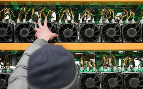比特币矿企转型为AI供电：收益远超挖矿，资本市场重估行业价值