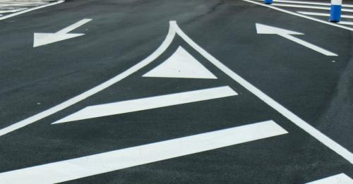 比特币波动率为何居高不下？标普500 VIX回落背后的加密市场解析