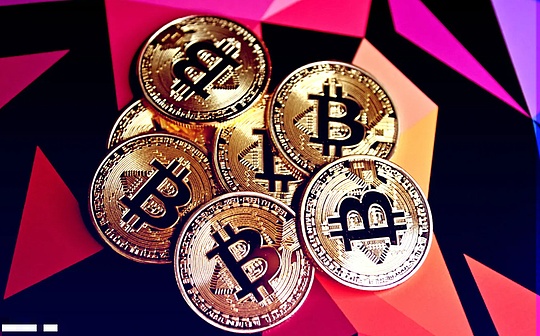  随着 ETH 鲸鱼重回增持模式，现在最适合购买加密货币 