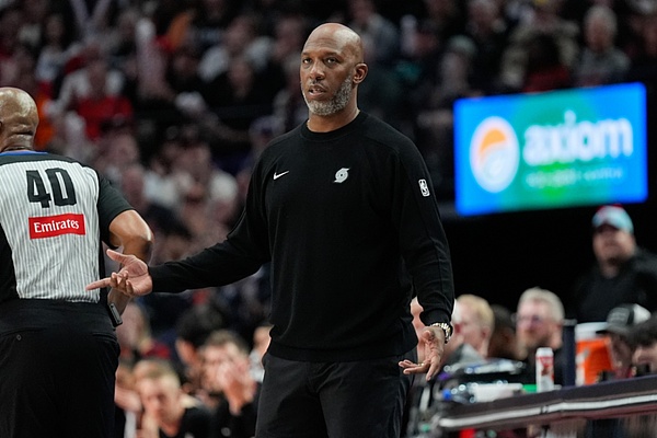 NBA惊天赌博丑闻:FBI逮捕31人,球星与黑手党联手操控赌局,加密货币成洗钱工具