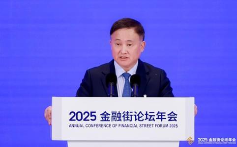  中国人民银行潘功胜：严打境内虚拟货币炒作 稳定币纳入宏观审慎管理 